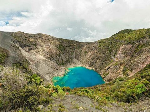 See im Vulkan Irazú