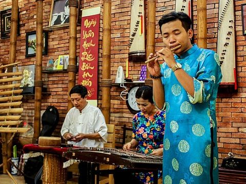 Straßenmusiker in Saigon